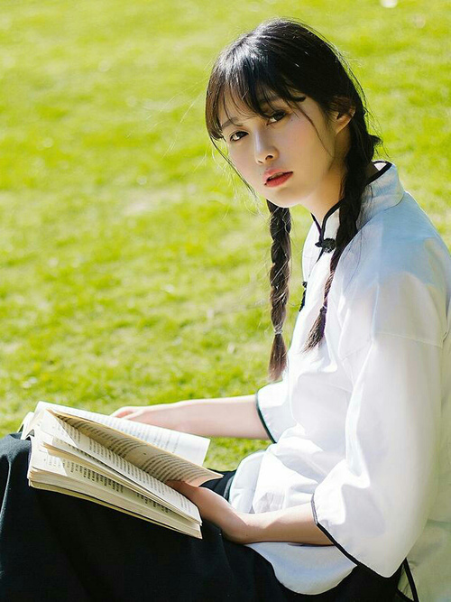 开云官方-云达不莱梅主场失分，球队保级形势严峻，云达不莱梅vs拜仁慕尼黑